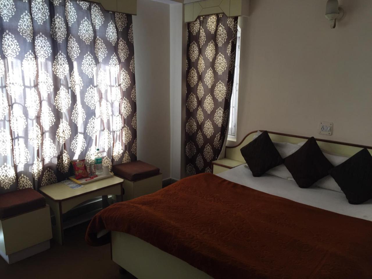 Hotel Lotus ชิมลา ภายนอก รูปภาพ